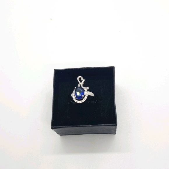 Adjustable Size S925 Ring - Picture 3 of 3